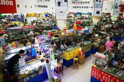 昔日繁榮的華強(qiáng)北,如今已不復(fù)當(dāng)年!