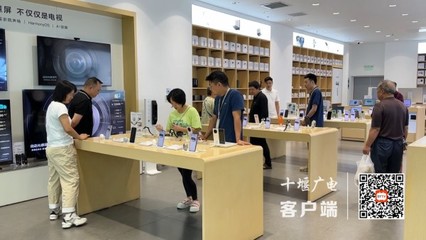 十堰城區“考后經濟”漸熱,消費需理性